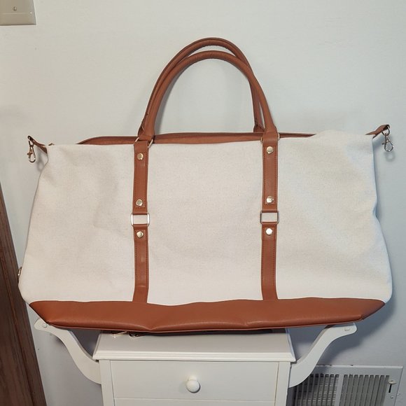 Loulu canvas weekender bag with vegan leather accents, excellent, like new cond. - Picture 2 of 5